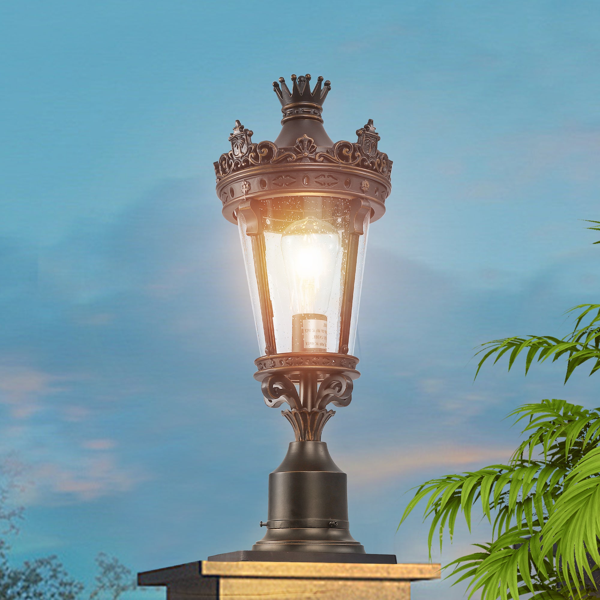 22 H Vintage Crown Outdoor Post Lantern